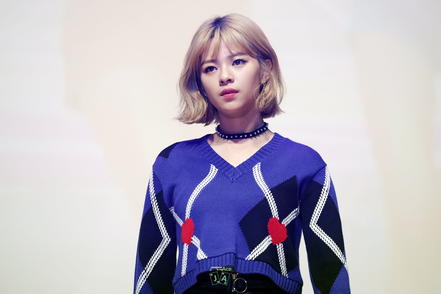 서든 팬미팅에서 미모 레전드 찍은 트와이스 정연.jpg | 인스티즈