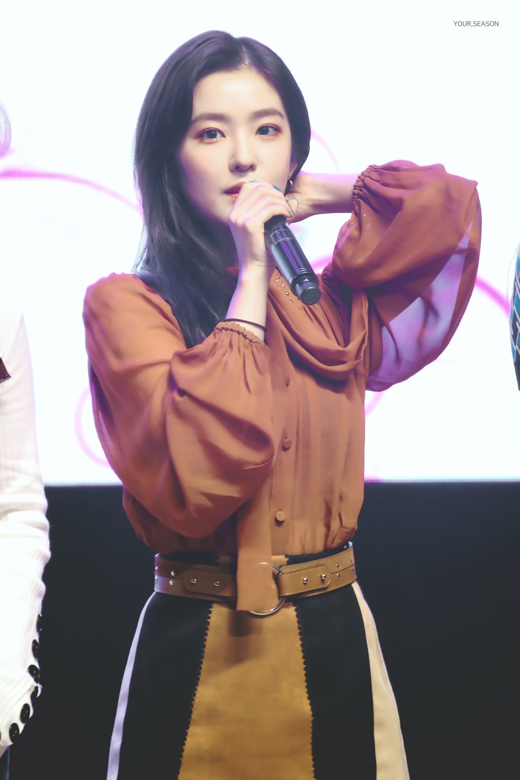 지난 금요일 희망 BIG 콘서트 아이린.jpgif | 인스티즈