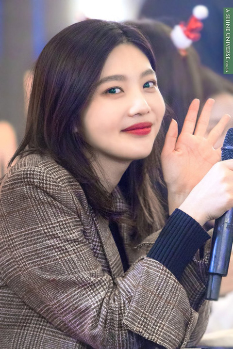 큐티와 섹시 둘 다 마스터한 레드벨벳 조이.jpgif | 인스티즈