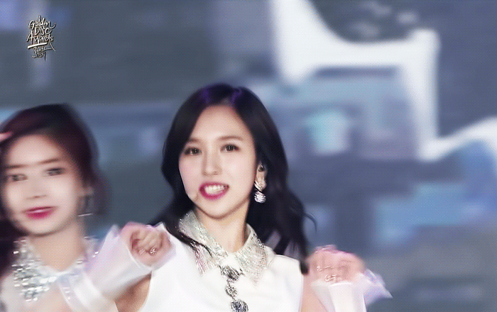 미나리~❤️💕 feat. 170113 골든디스크 Cheer Up+TT &amp; Encore | 인스티즈