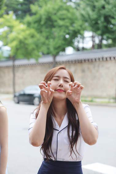 잠이 안와서 여자친구 신비.jpgif | 인스티즈