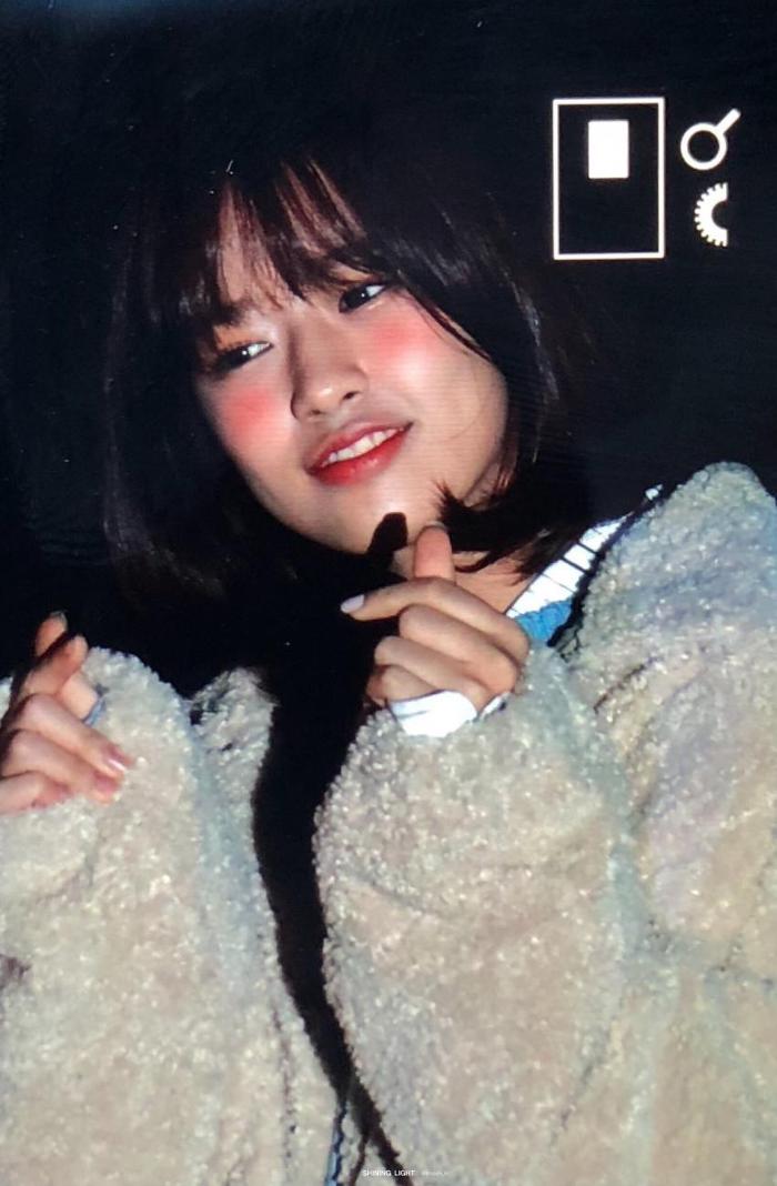 어젯밤 늦게까지 콜라 사이다 말아 마신듯한 아이즈원 출근길 사진.jpg | 인스티즈