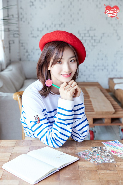 프로미스 나인 이새롬 | 인스티즈