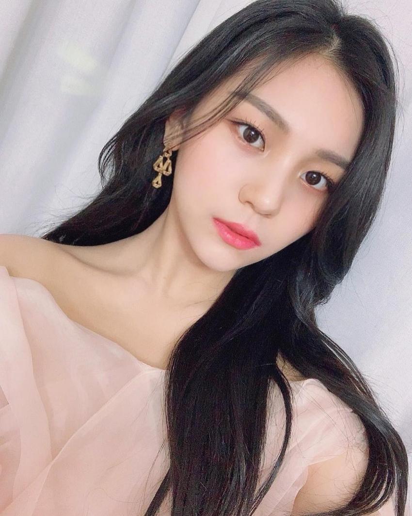 최근 여자친구 엄지 근황.jpg | 인스티즈