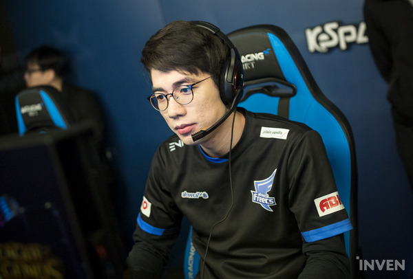 2018 LCK 서머 원딜 프로게이머 MVP급 활약 나온다 VS 힘들다 | 인스티즈