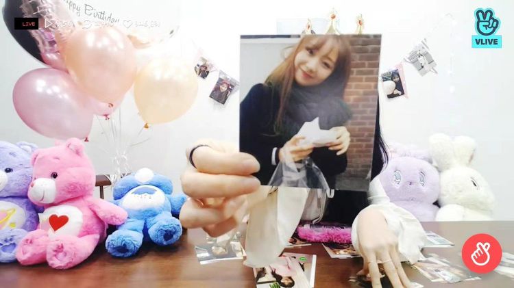 친언니가 찍어준 사진들 자랑하는 러블리즈 수정이.jpg | 인스티즈