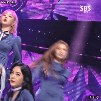 171119 인기가요 소나무 나현(예쁨주의).gif | 인스티즈
