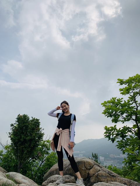 본인피셜 등산이 취미인 오마이걸 효정.jpg | 인스티즈