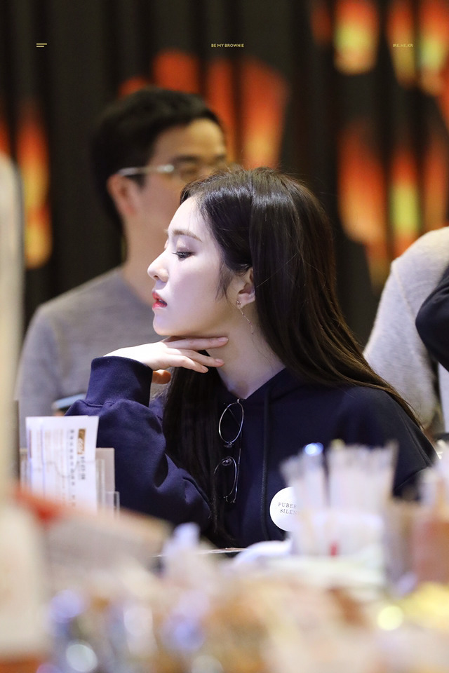  아이린 특유의 분위기.jpgif | 인스티즈
