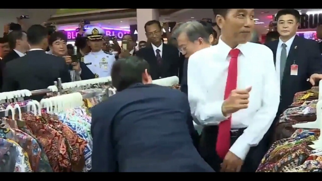 인도네시아 국빈 초청 문재인 대통령 (차량 에스코트) 영상 | 인스티즈