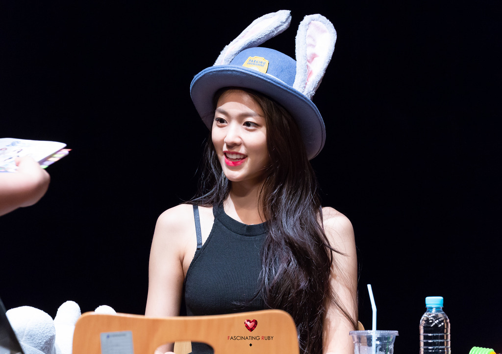 오늘 생일을 맞은 설현이.jpgif | 인스티즈