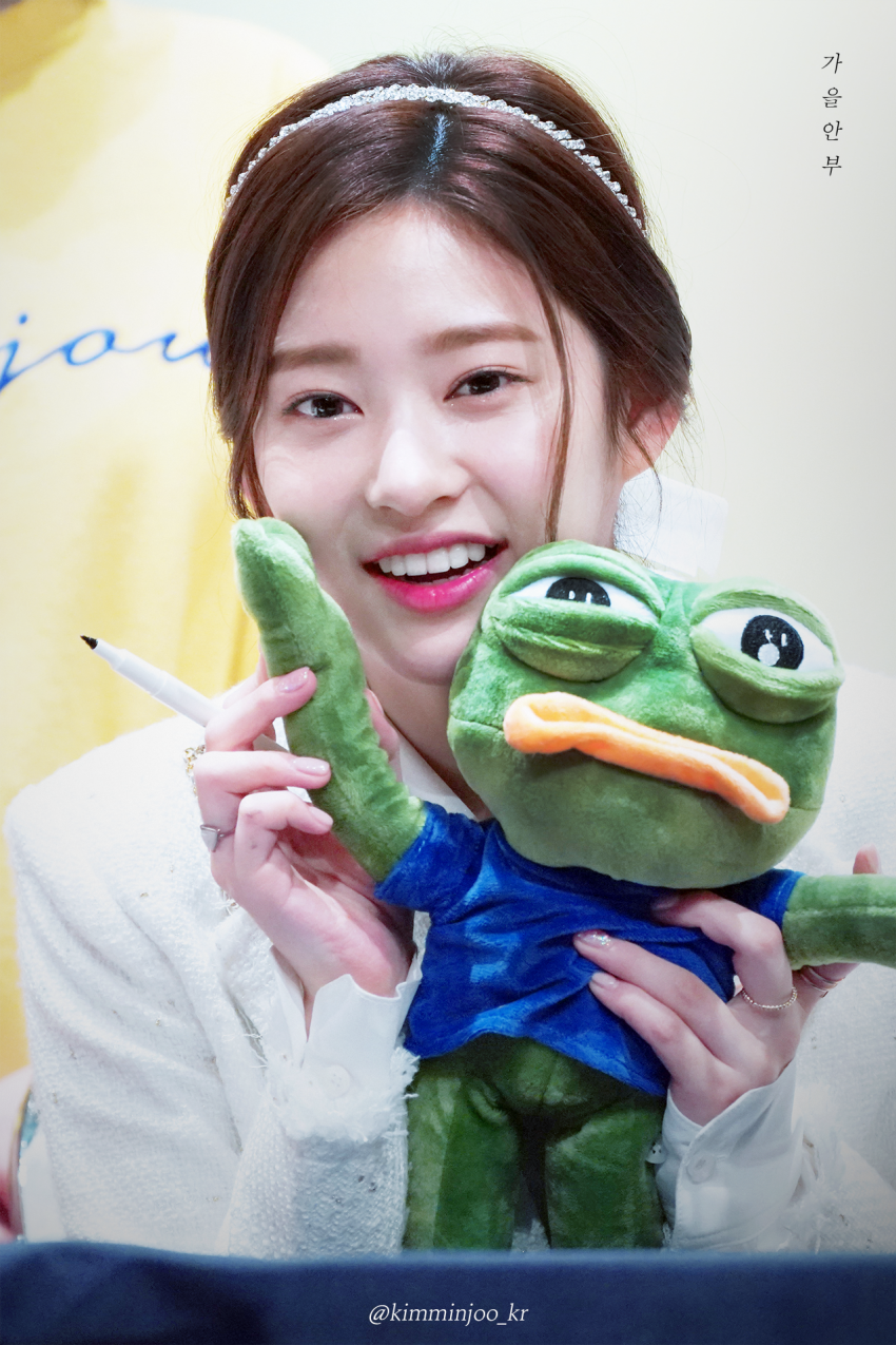 금손 팬들이 그린 아이즈원 김민주,최예나,나코(싱크로율100％).jpg | 인스티즈