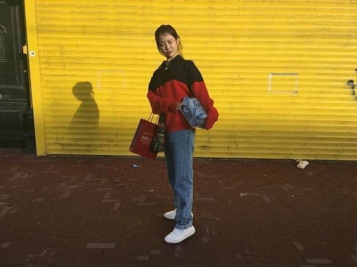 아이유 여친짤 일수도 아닐수도 있는 사진들 .jpg | 인스티즈